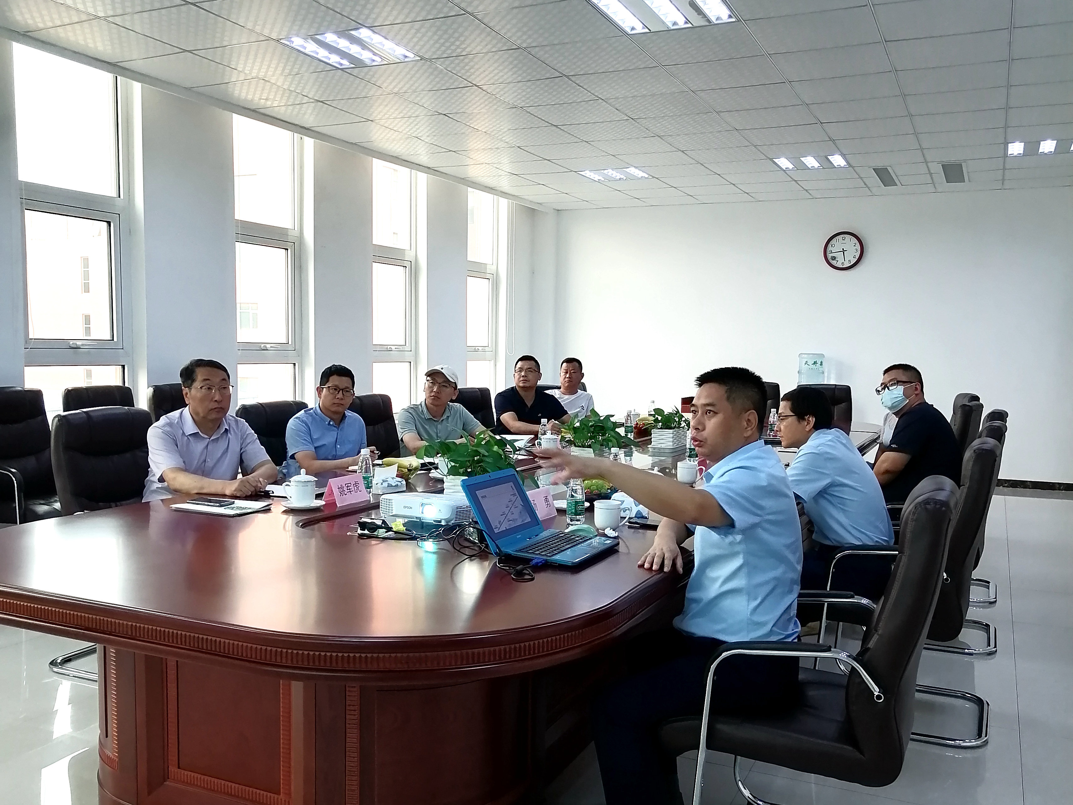 巅峰国际官网-钻营健全,你我一路成长