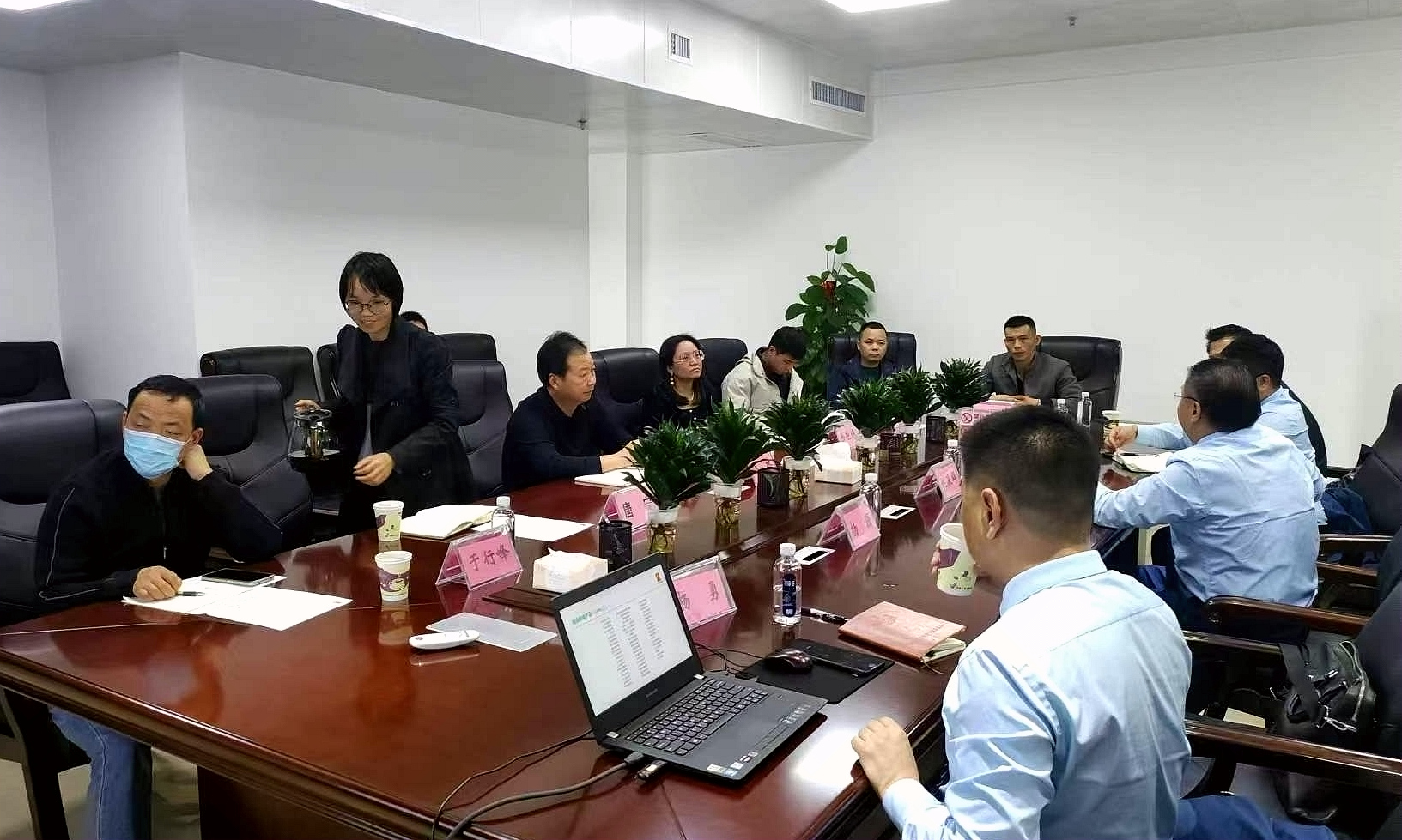 巅峰国际官网-钻营健全,你我一路成长