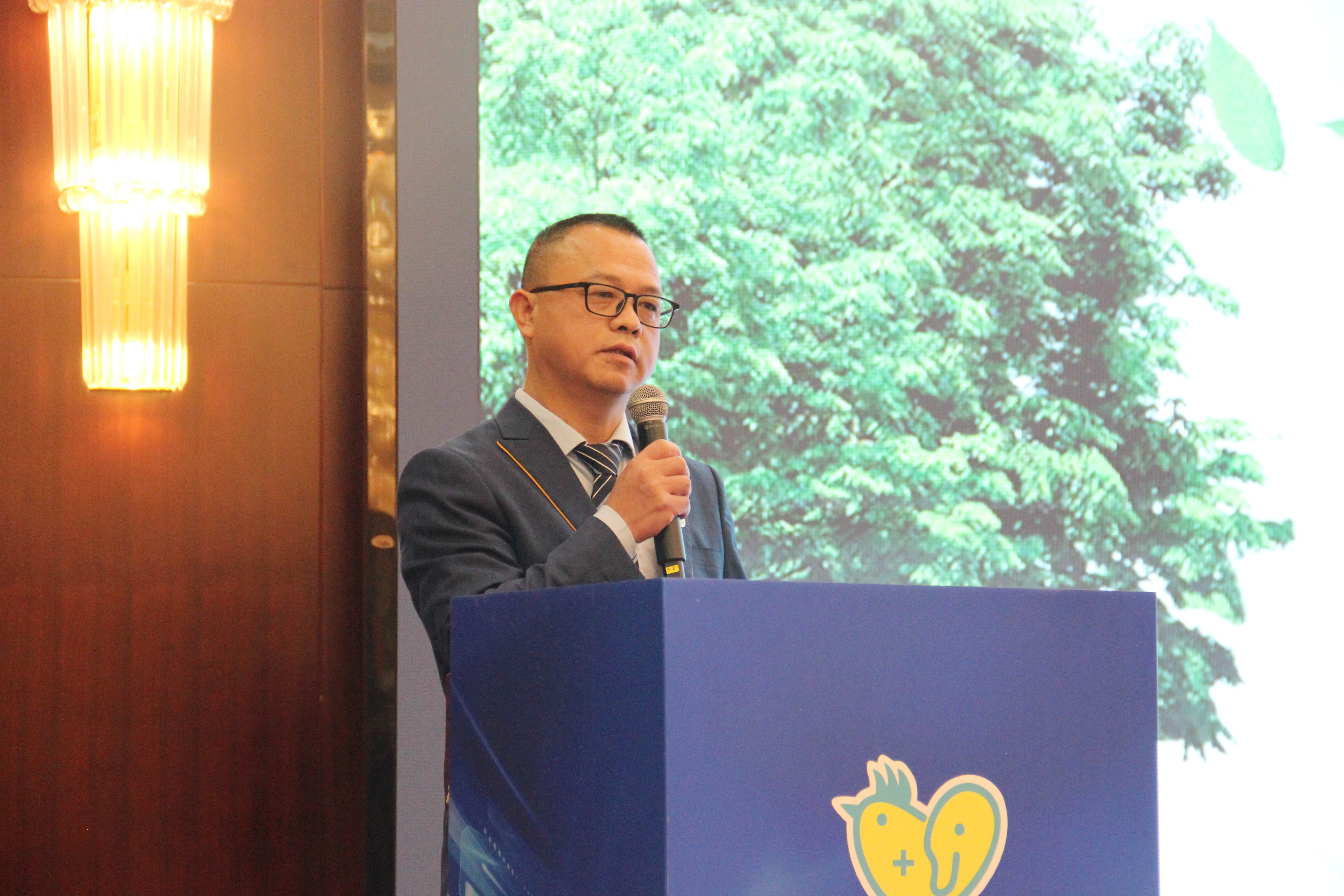 巅峰国际官网-钻营健全,你我一路成长